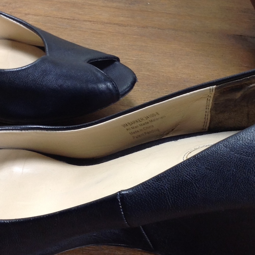 Nickels Black Peep Toe Faux Leather Covere… - Picture 7 of 7
